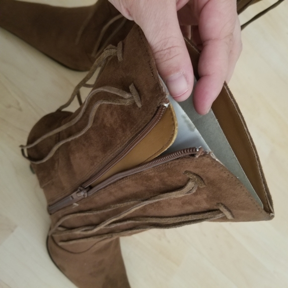 Size 8.5 Fringe Tassel Boots by Bamboo - Picture 6 of 13